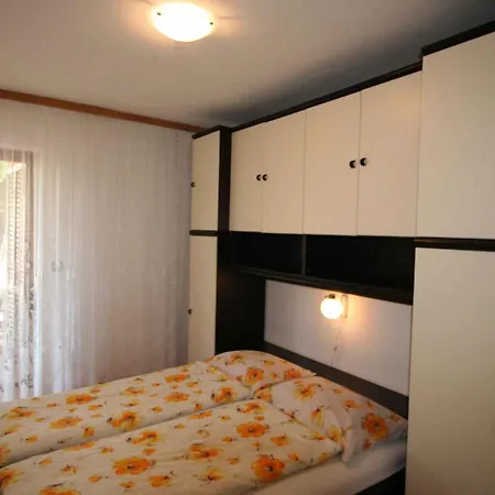 Apartment In Insel Krk 14775 Malinska