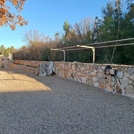 In Insel Krk 14775 * مالينسكا
